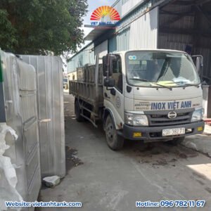 Xuất xưởng bể ngầm inox đầu giờ sáng cho khách hàng