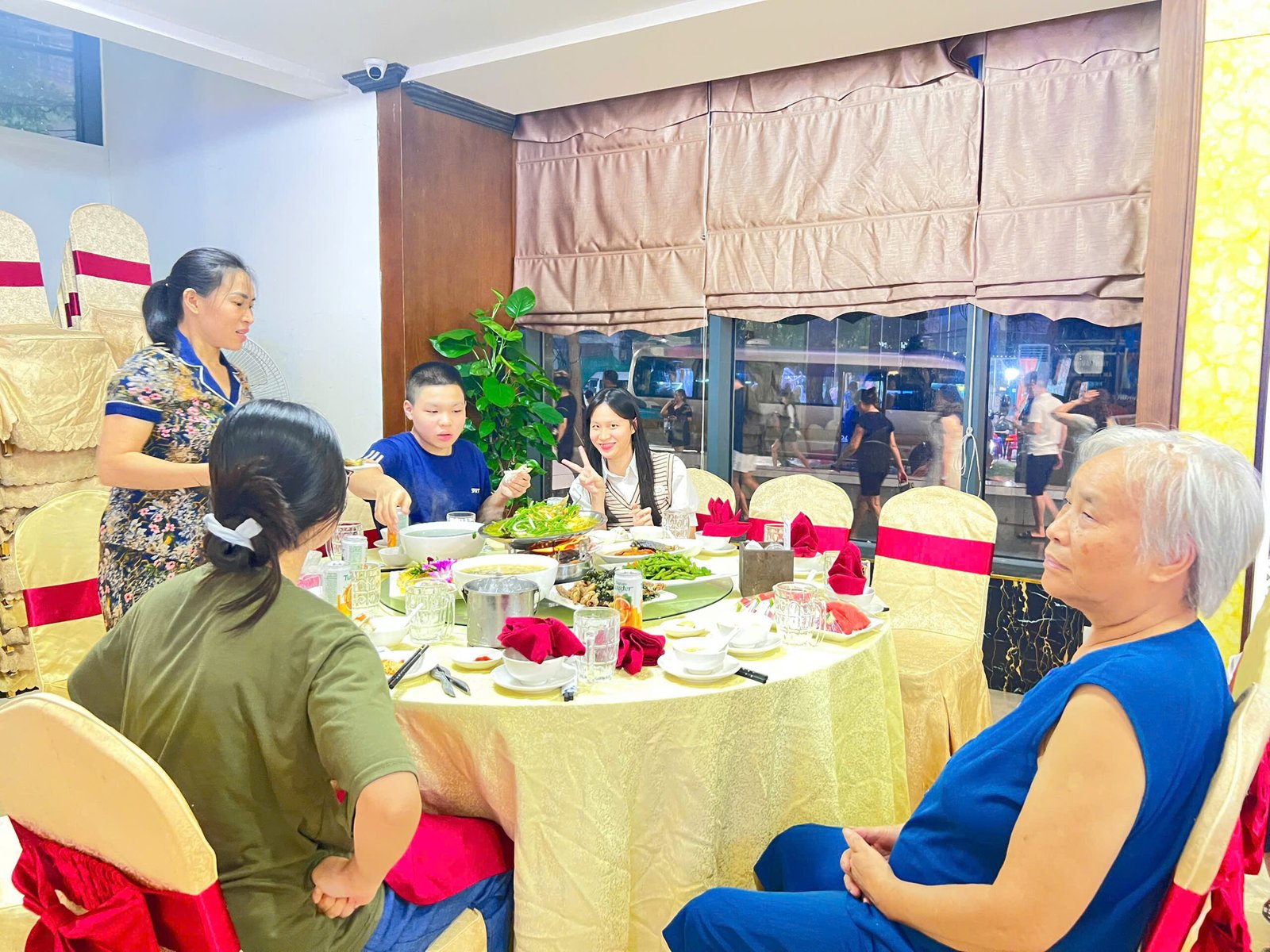 Gala Dinner kỉ niệm 12 năm thành lập Bồn bể Inox Việt Anh